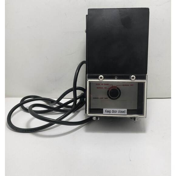 Listed Lighting System E189428 150 watt Transformer Outdoor Lights Christmas - Picture 1 of 11